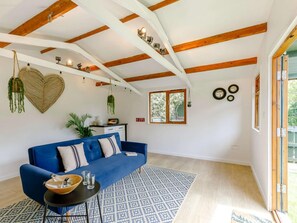 Fernseher, Kamin