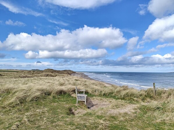 Beach - 2 Bed in Seahouses (oc-s34710) (Seahouses)