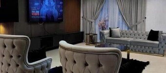 J&M Exclusive Annex 4 bedroom