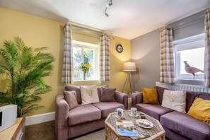 TV - 1 Bed in Llandwrog (oc-h36065) (Llandwrog)