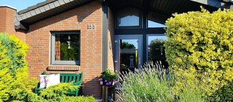 Cozy studio vacation home in the Fedderwardersiel vacation park. Dogs allowed.