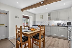Dining - 2 Bed in Hawes (oc-c38234) (Hawes)