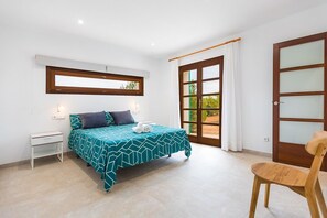 Iron/ironing board, Internet, bed sheets - Casa Granada - Two Bedroom Villa, Sleeps 4 (Mallorca)