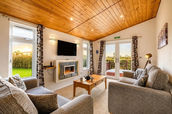 TV - 1 Bed in Athelington (oc-c35073) (Athelington)