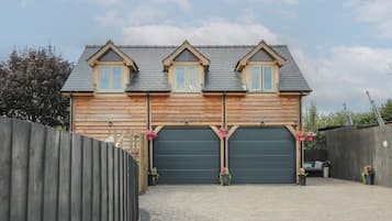 Cottage | Front of property