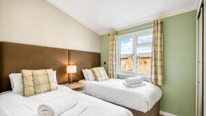 3 chambres, fer et planche à repasser, lit parapluie, Wi-Fi gratuit