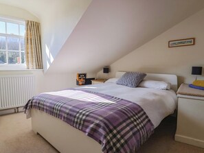 2 bedrooms, free WiFi, individually decorated, individually furnished - Phoenix Cottage (Lyme Regis)