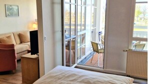 Luokittelematon kuva, 4 kautta 22, painike