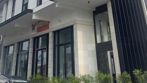 Unclassified image, 5 of 19, button - Swizzlodge Apartment (Accra)