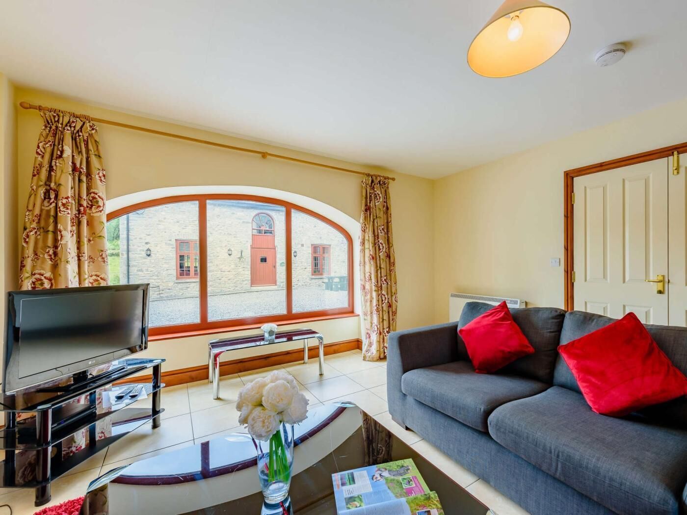3 Bed In Llandovery (Oc-bn196) - Llandovery
