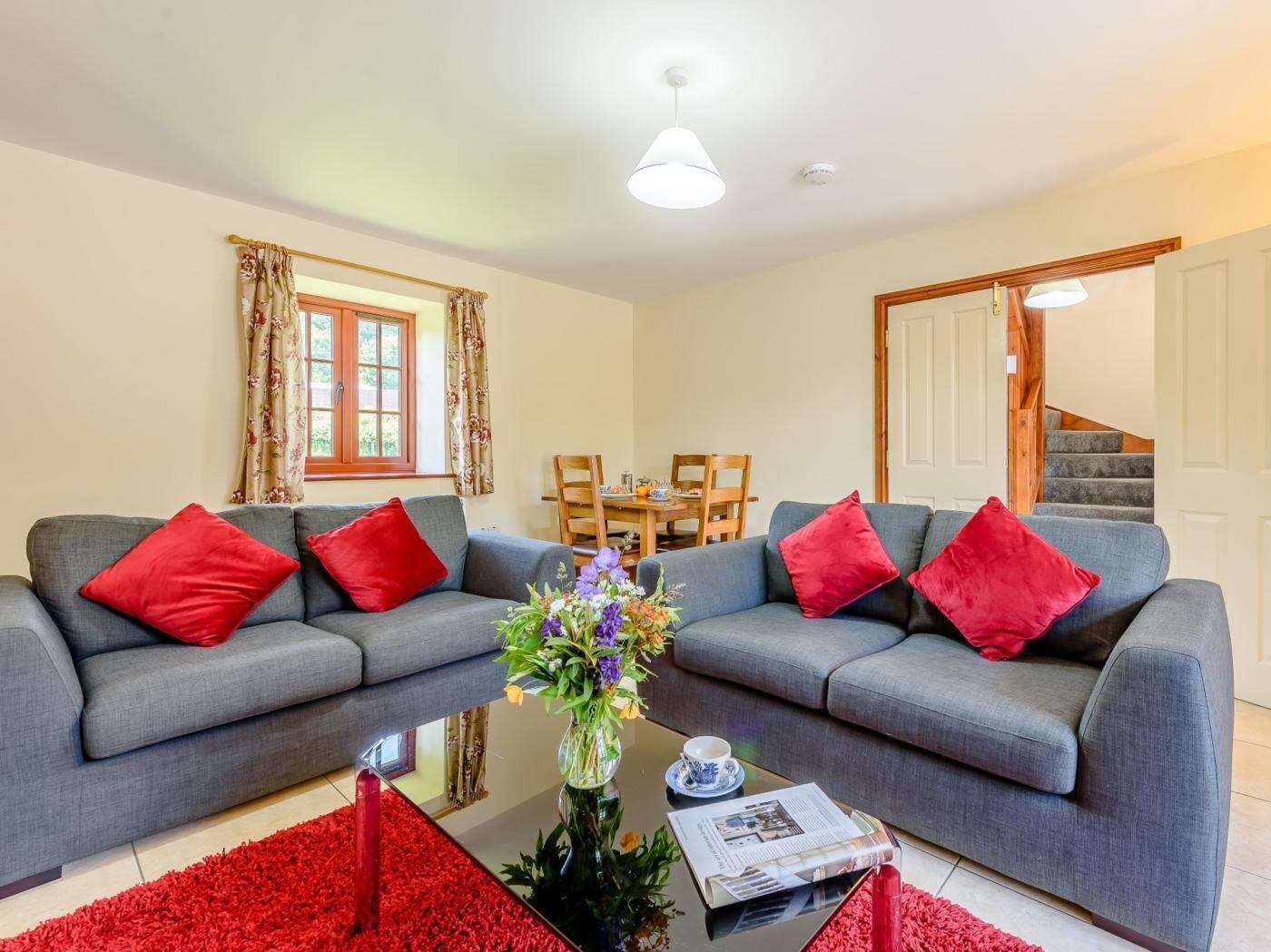 1 Bed In Llandovery (Oc-bn242) - Llandovery