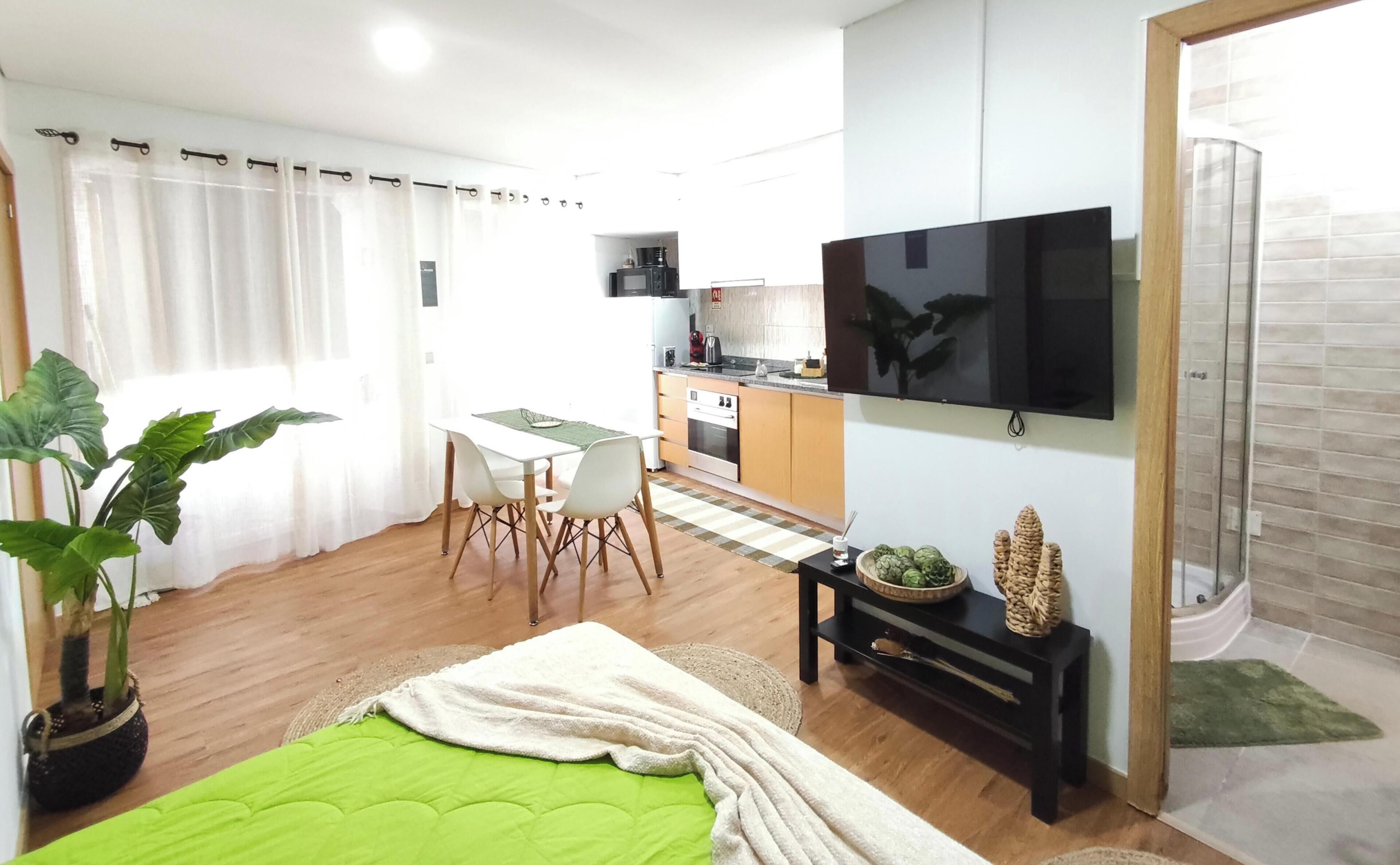 Apartamento, vistas a la ciudad | Zona de estar