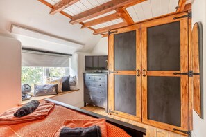 Reisekinderbett, kostenloses WLAN, Bettwäsche
