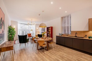 Interior - 2 Bed in Southport (oc-b34811) (Southport)