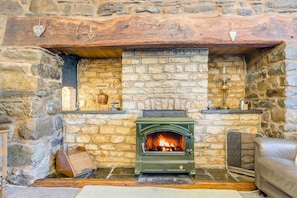 Interior - 4 Bed in Builth Wells (oc-t38238) (Treflys)