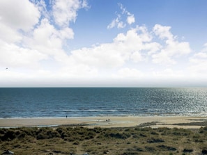 Beach - 8 Bed in Barmouth (oc-89784) (Barmouth)