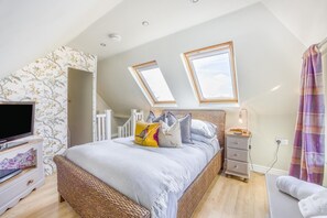 Iron/ironing board, WiFi (free), bed sheets - 1 Bed in Liddington (oc-p38230) (Liddington)