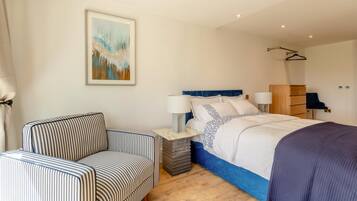 4 bedrooms, iron/ironing board, travel cot, free WiFi