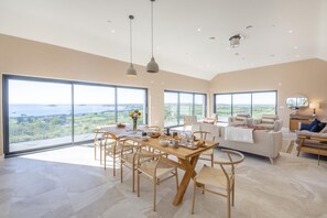 Dining - 5 Bed in Mynytho (oc-t39070) (Mynytho)