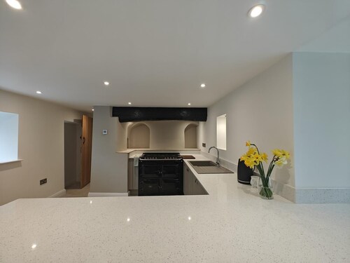 5 Bed in Llandegla (oc-t40234)