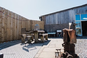 Outdoor dining - 1 Bed in Bronington (oc-d39075) (Bronington)