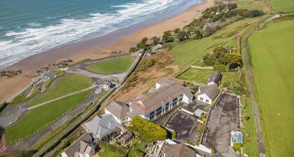 2 Bed in Putsborough (oc-f38245)