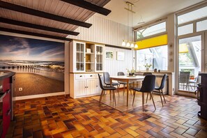Dining - Ferienwohnung "Fasanenest" - Wohlfühlwohnung mit Zugang zum Wasser (Wittmund)