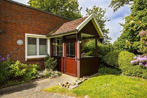 Exterior - Ferienwohnung "Fasanenest" - Wohlfühlwohnung mit Zugang zum Wasser (Wittmund)