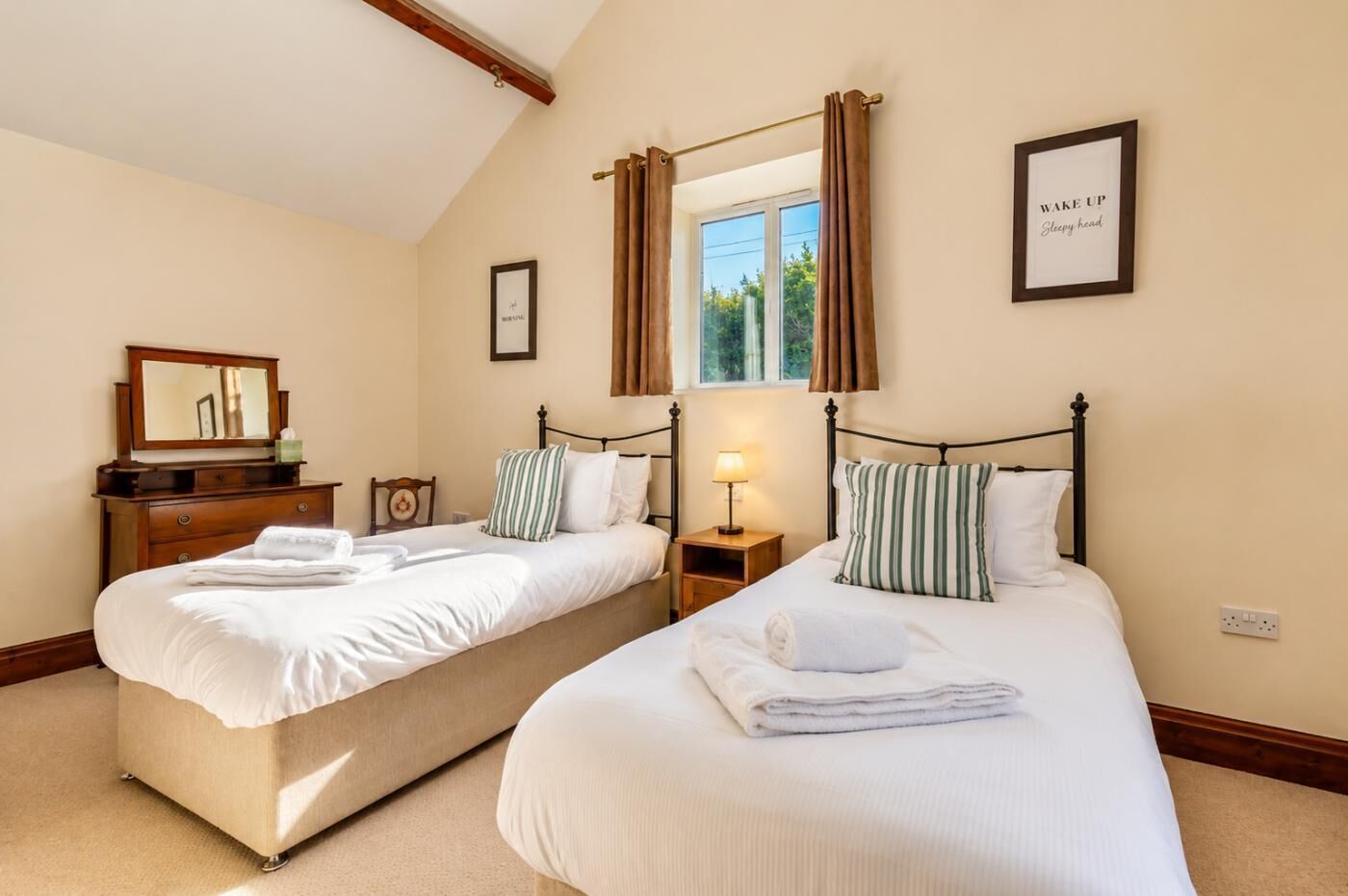 Iron/ironing board, travel crib, free WiFi, bed sheets