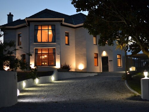7 Bed in Holyhead (oc-55866)