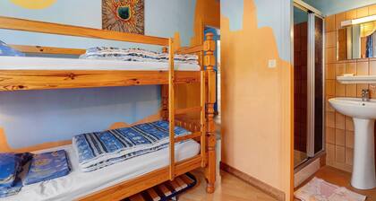 Chambres d'hôtes "le Volcan d'Aizac" - chambre lunaire