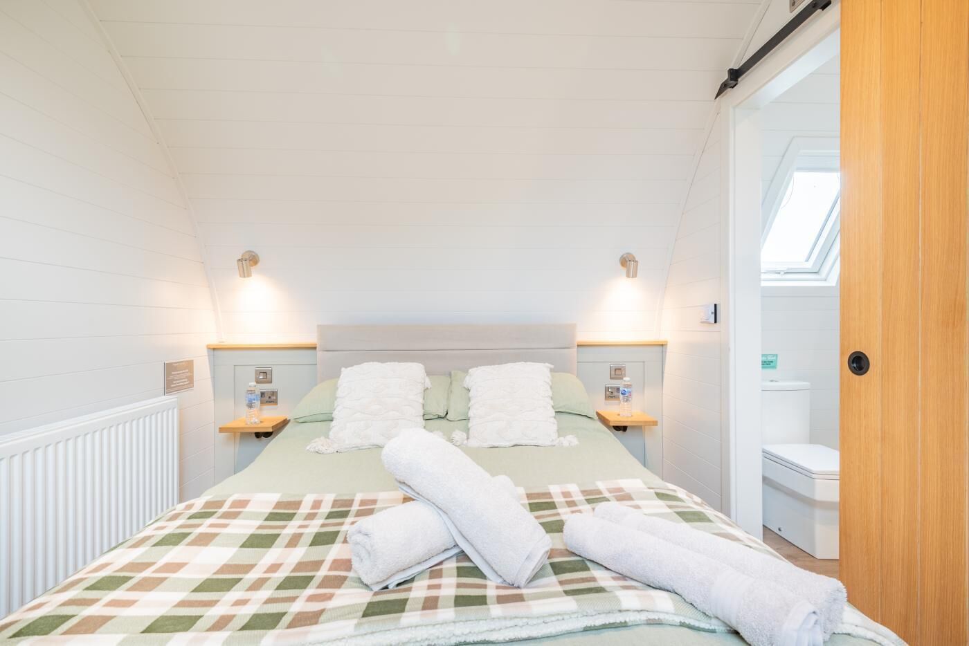 1 chambre, fer et planche à repasser, Wi-Fi gratuit