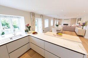 Interior - 3 Bed in Upper Vobster (oc-c39498) (Upper Vobster)