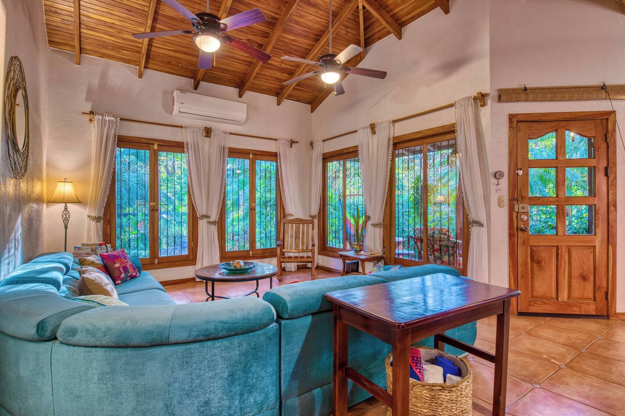 Villa, 3 Bedrooms, Accessible, Private Pool | Living room | Books