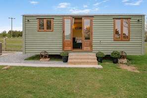 Exterior detail - 1 Bed in Horstead (oc-d41052) (Horstead)