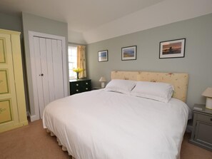 Travel cot, free WiFi, bed sheets - 5 Bed in Achnasheen (oc-ca246) (Gruinard)