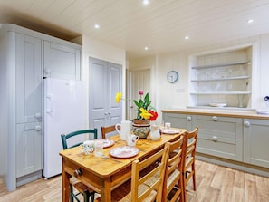 Dining - 5 Bed in Achnasheen (oc-ca246) (Gruinard)