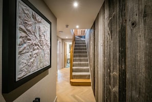Interior - 3 Bed in Windermere (oc-lr235) (Windermere)