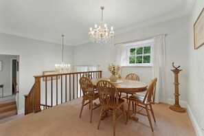 Dining - 2 Bed in Ambleside (oc-lr011) (Ambleside)