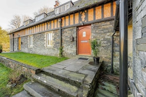 Exterior - 3 Bed in Ambleside (oc-lr213) (Claife)