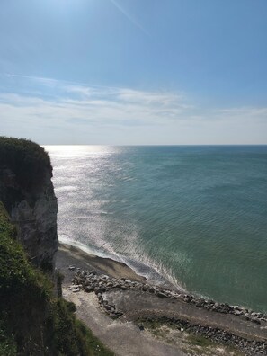 On the beach - Vrbo Property (Ault)