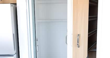 Private Studio Suite with Queen and Full Beds, Full Kitchen and In-Unit Laundry