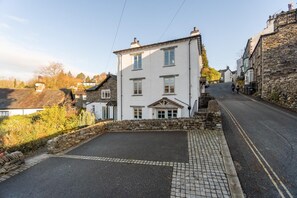 Exterior - 1 Bed in Ambleside (oc-lr163) (Ambleside)