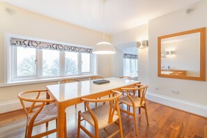 Dining - 1 Bed in Ambleside (oc-lr210) (Claife)