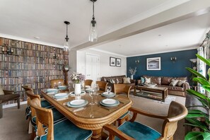 Dining - 4 Bed in Ambleside (oc-lr054) (Ambleside)