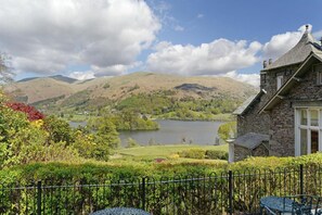 Property grounds - 2 Bed in Grasmere (oc-lr125) (Grasmere)