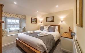 Iron/ironing board, free WiFi, bed sheets - 1 Bed in Ambleside (oc-lr167) (Ambleside)