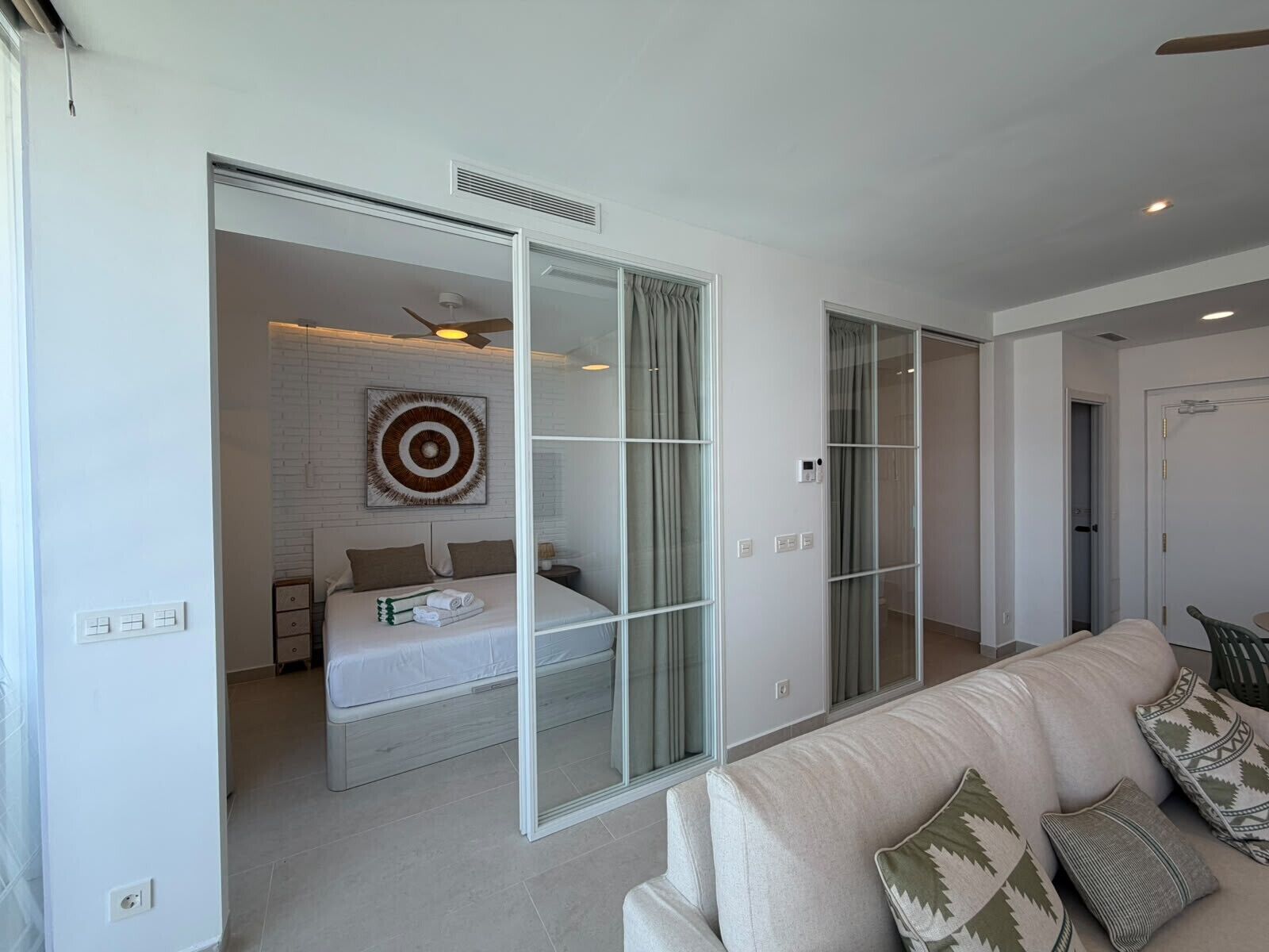 Iron/ironing board, travel cot, free WiFi, bed sheets