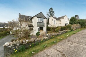 Exterior - 3 Bed in Keswick (oc-lr188) (Keswick)