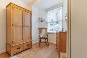 Interior - 1 Bed in Ambleside (oc-lr036) (Ambleside)